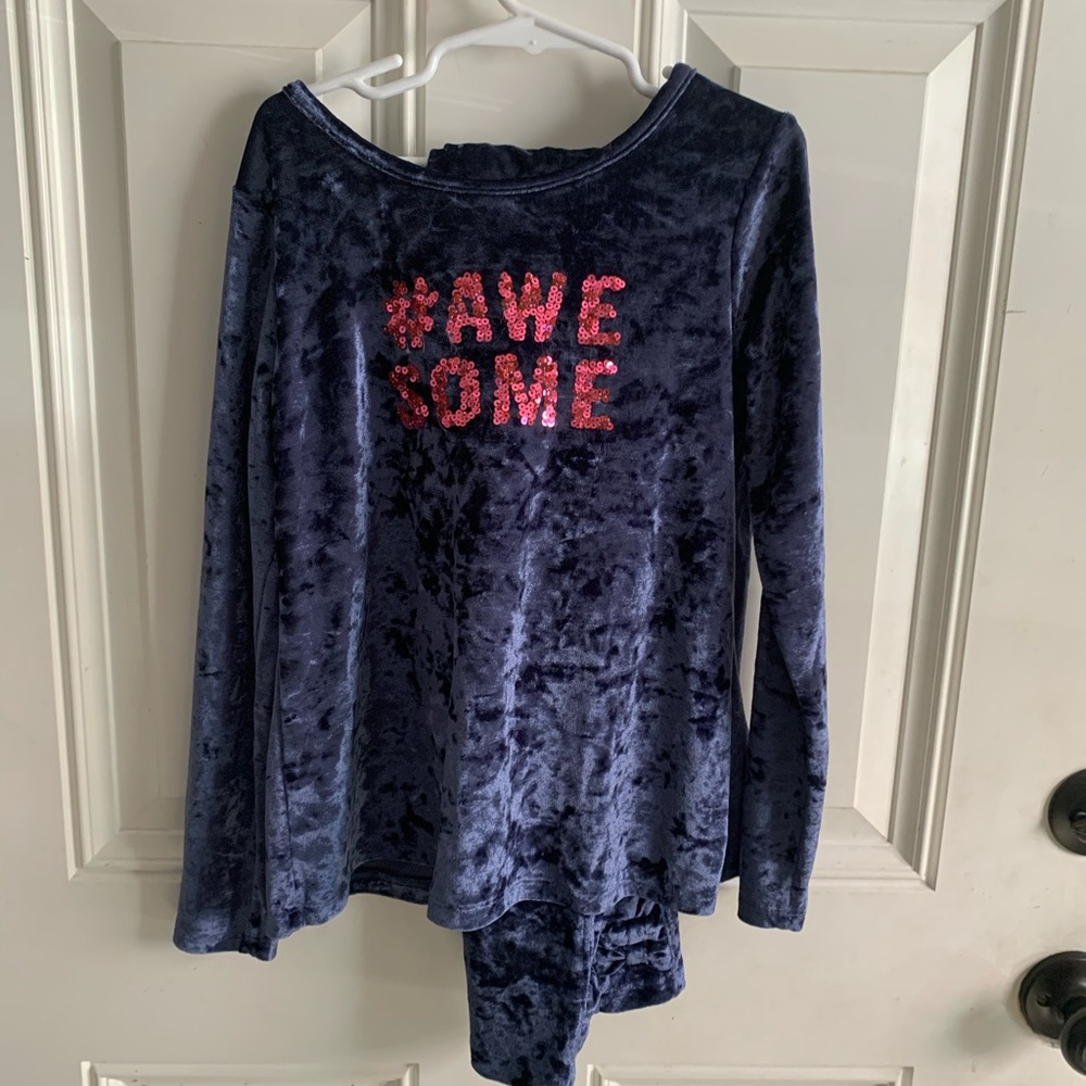 Girls blue outfit